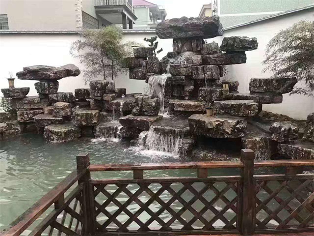 武汉小庭院假山鱼池布置图